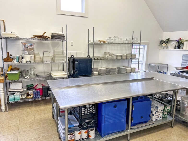 More Photos Of 164 Mayville Rd, Bethel Hospitality For Sale