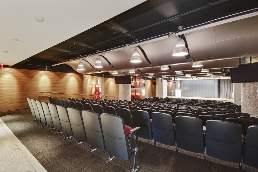 More Photos Of 401 9th Ave SW, Calgary Office For Lease