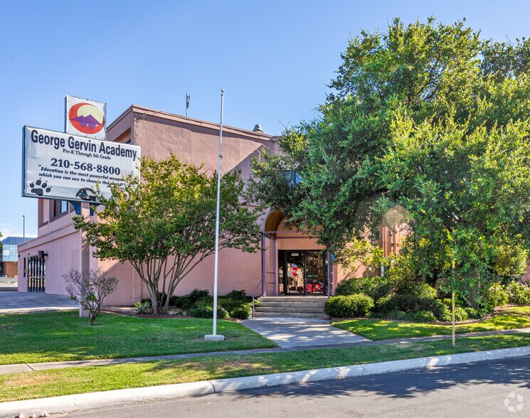 Primary Photo Of 4205 San Pedro Ave, San Antonio Schools For Lease