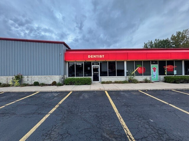 Primary Photo Of 3587 Hennepin Dr, Joliet Medical For Lease