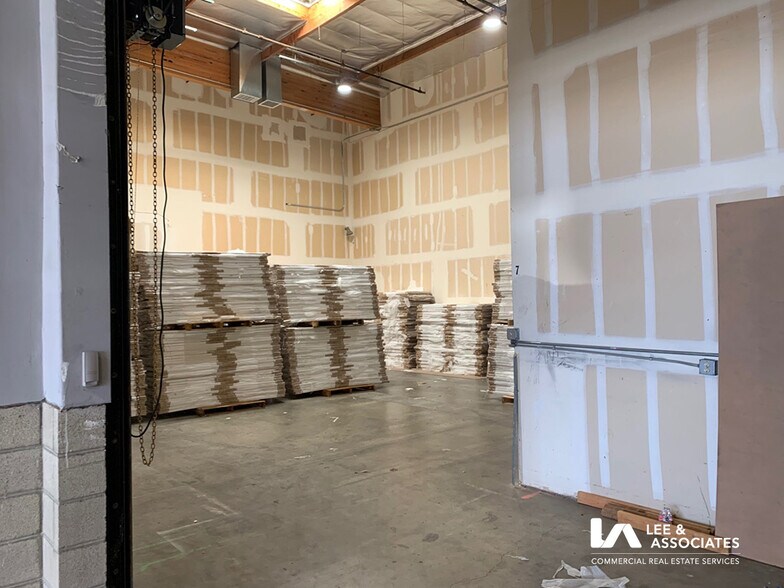 More Photos Of 1382 Valencia Ave, Tustin Research And Development For Lease