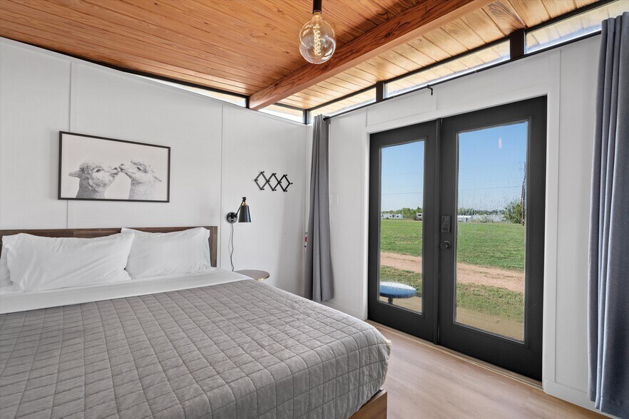 More Photos Of Elroy Rd, Del Valle Land For Sale