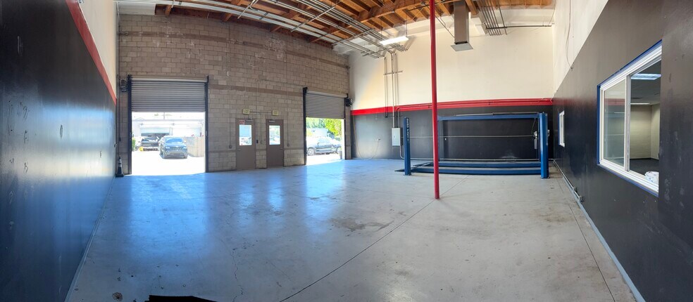 More Photos Of 12733 San Fernando Rd, Sylmar Auto Repair For Lease