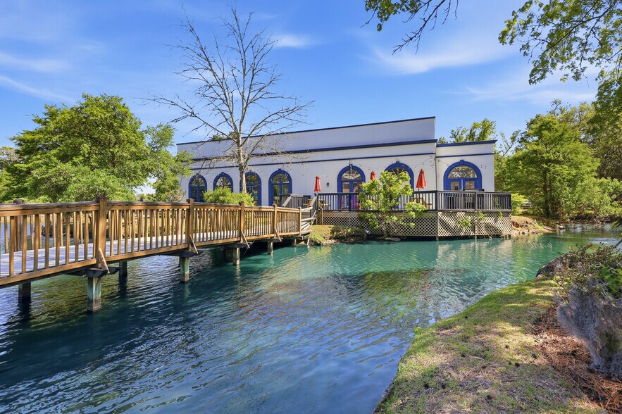 More Photos Of 14319 Ocean Hwy, Pawleys Island General Retail For Sale