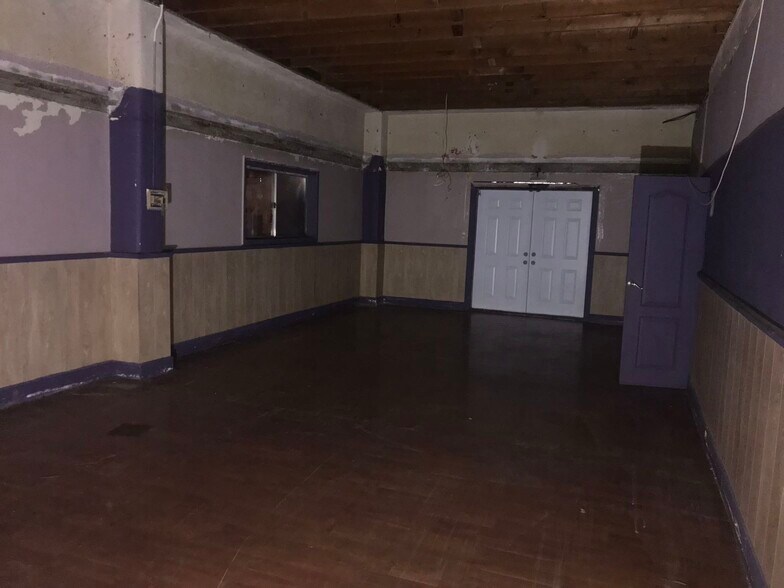 More Photos Of 744 El Camino Real, South San Francisco Restaurant For Lease