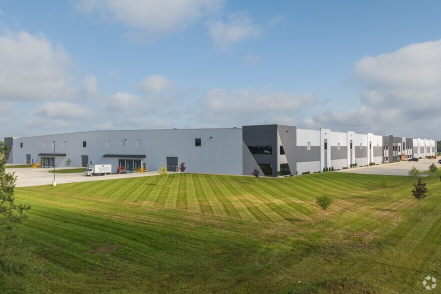 More Photos Of 22049 Innovation Dr, Elkhart Warehouse For Lease