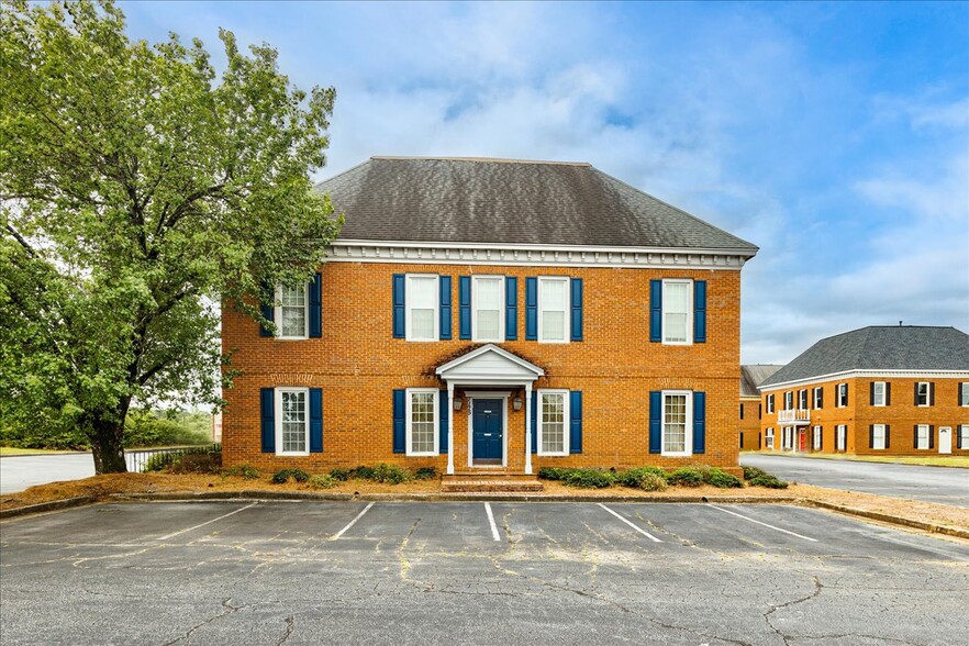 More Photos Of 7175 Jonesboro Rd, Morrow Office For Lease