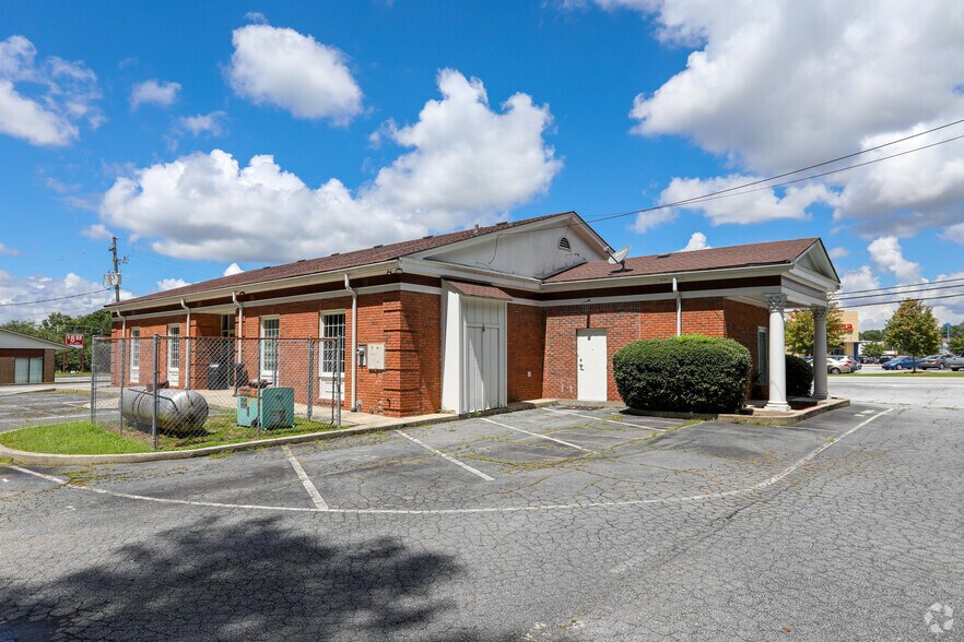 More Photos Of 499 Arrowhead Blvd, Jonesboro Medical For Sale