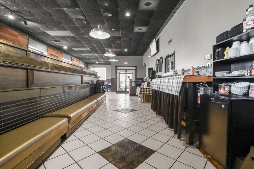 More Photos Of 107 S Main St, Almont Restaurant For Lease
