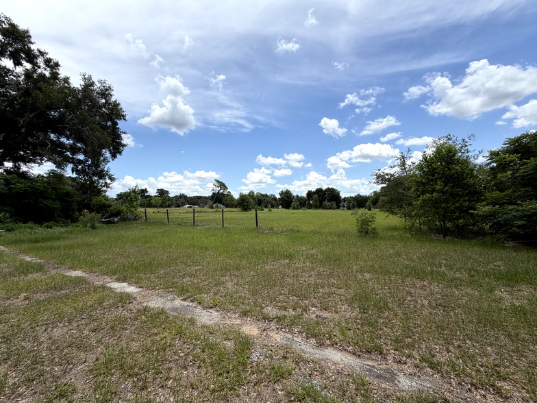 More Photos Of 4215 Stearns Rd, Valrico Lodge Meeting Hall For Sale