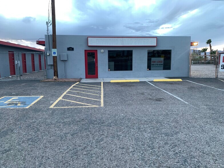 More Photos Of 2715 Highway 95, Bullhead City Self Storage For Lease