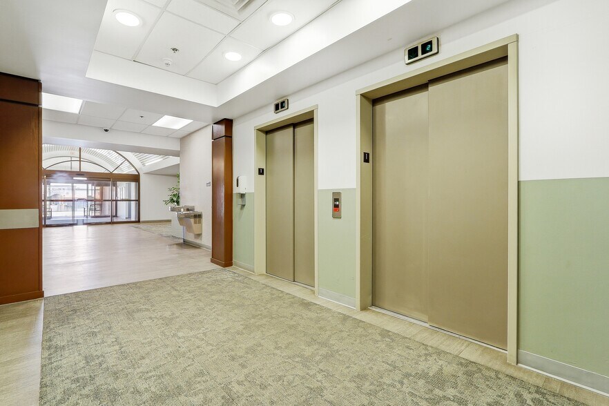More Photos Of 2400 Trawood Dr, El Paso Medical For Lease