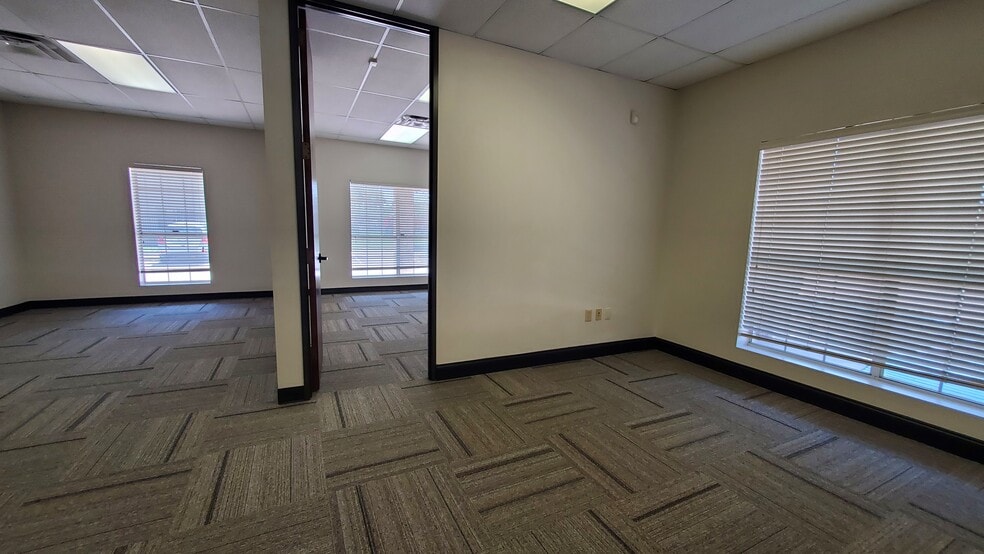 More Photos Of 5805 Coit Rd, Plano Office For Sale