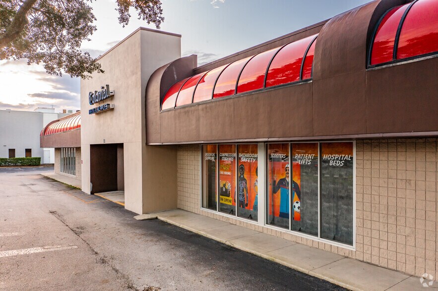 More Photos Of 614 E Altamonte Dr, Altamonte Springs Freestanding For Sale