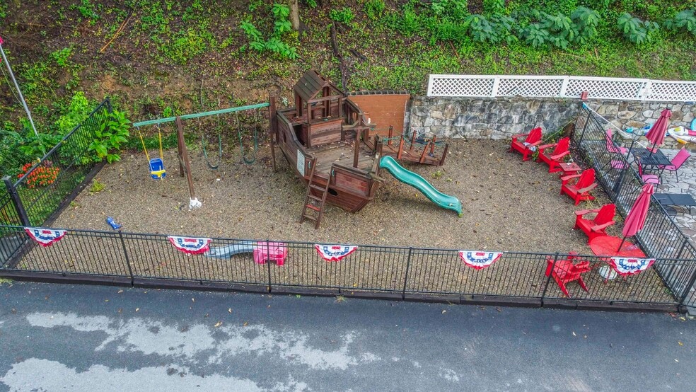 More Photos Of 251 Spring Valley Rd, Pigeon Forge Trailer Camper Park For Sale