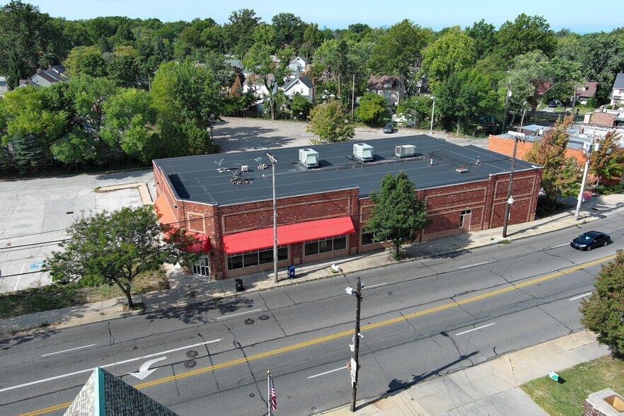 More Photos Of 2590 Noble Rd, Cleveland Heights General Retail For Sale