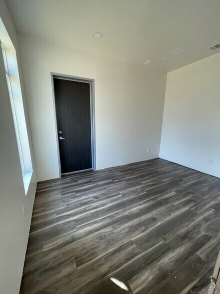 More Photos Of 1360 N Kimball Ave, Southlake Medical For Lease
