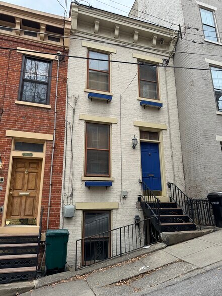 More Photos Of , Cincinnati Multifamily For Sale