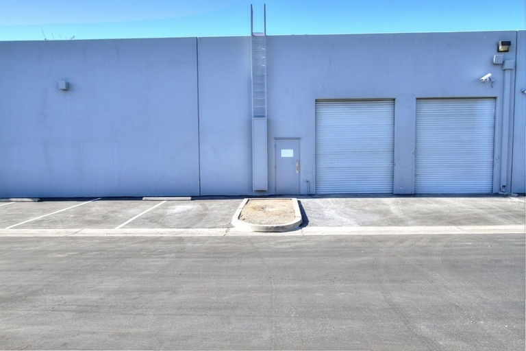 More Photos Of 1210 E Lexington Ave, Pomona Warehouse For Lease