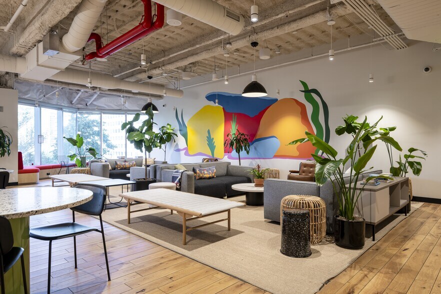 More Photos Of 333 W San Carlos St, San Jose Coworking Space