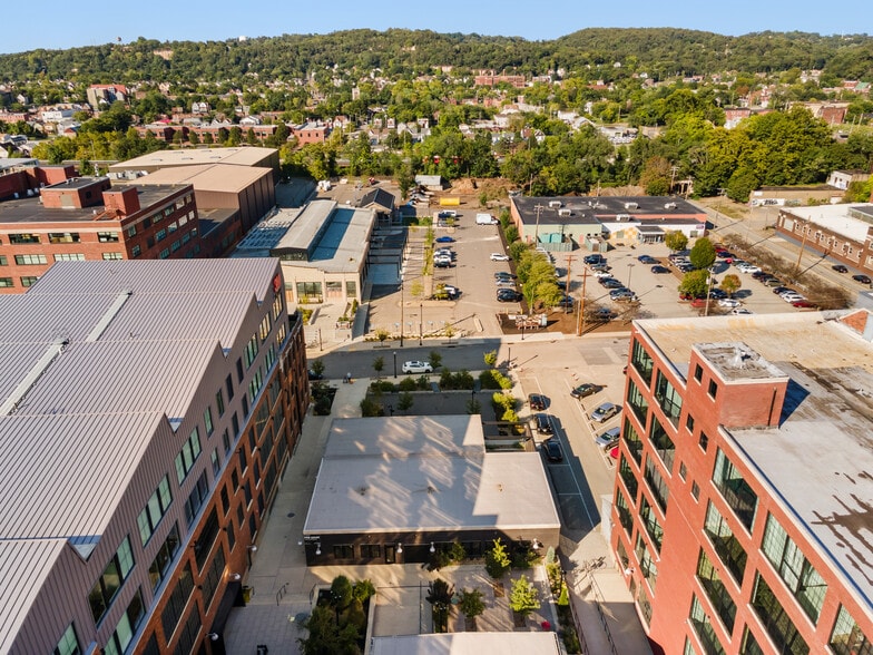 More Photos Of 7514 Thomas Blvd, Pittsburgh Office For Lease