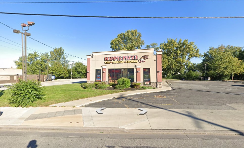 More Photos Of 7412 Detroit Ave, Cleveland Fast Food For Lease