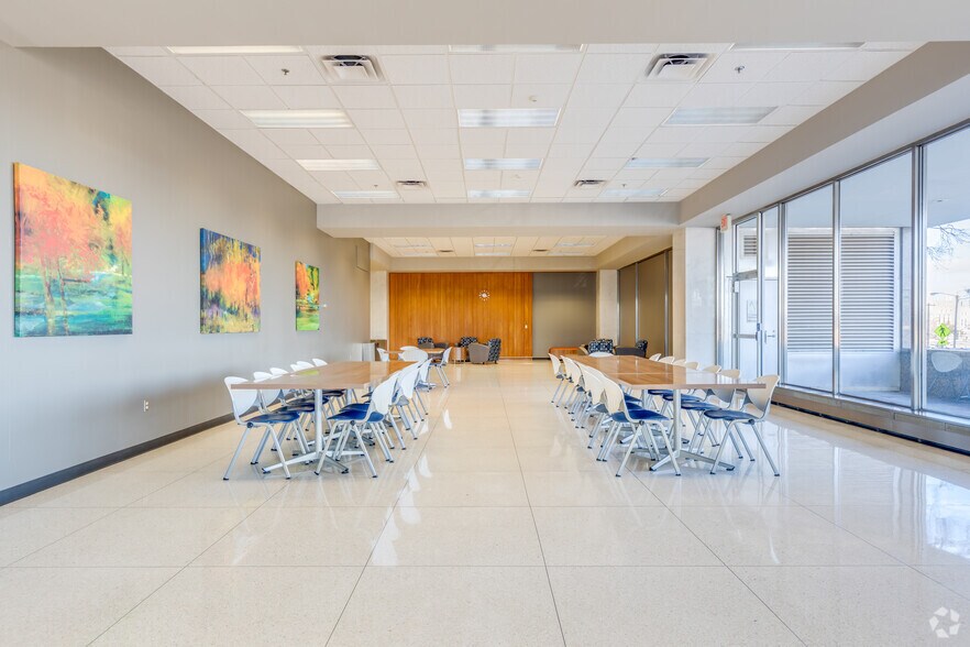 More Photos Of 1437 S Boulder Ave, Tulsa Office For Lease