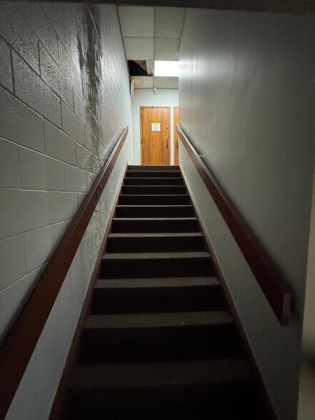 More Photos Of 8716 SE 15th St, Oklahoma City Distribution For Sale