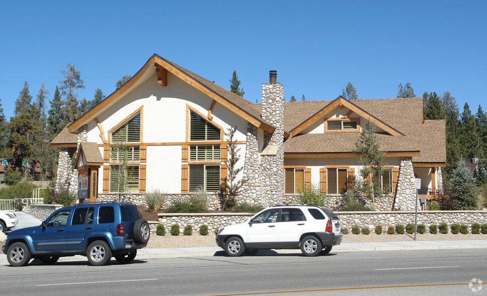 Primary Photo Of 42718 Moonridge Rd, Big Bear Lake Office For Sale