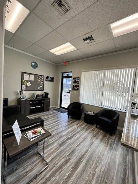 More Photos Of 1450 N Courtenay Pky, Merritt Island General Retail For Sale