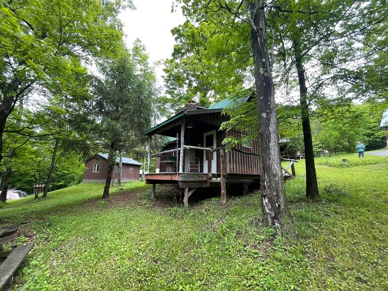 More Photos Of 853 Fairview Rd, Howard Apartments For Sale