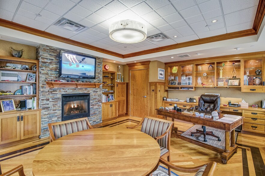 More Photos Of 120 West Ave, Saratoga Springs Office For Sale