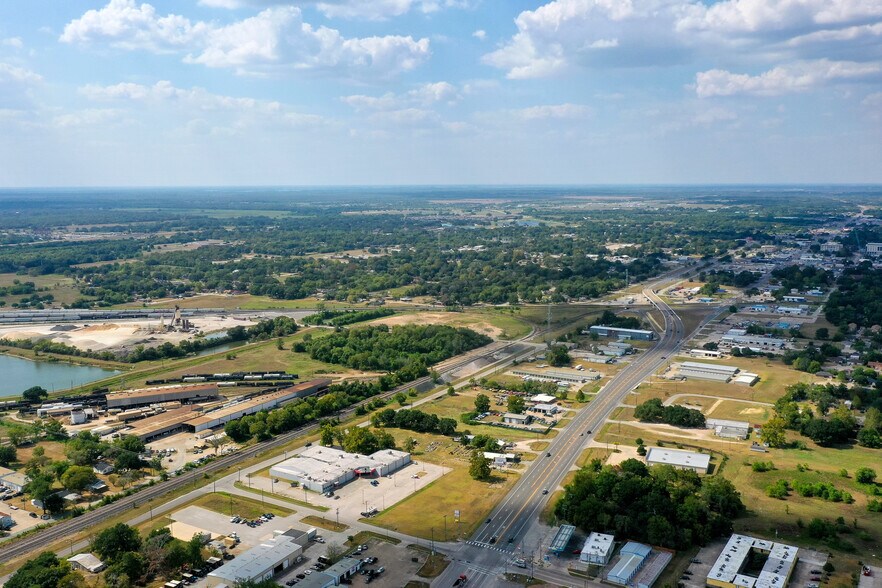 More Photos Of 288B S Velasco st, Angleton Land For Sale