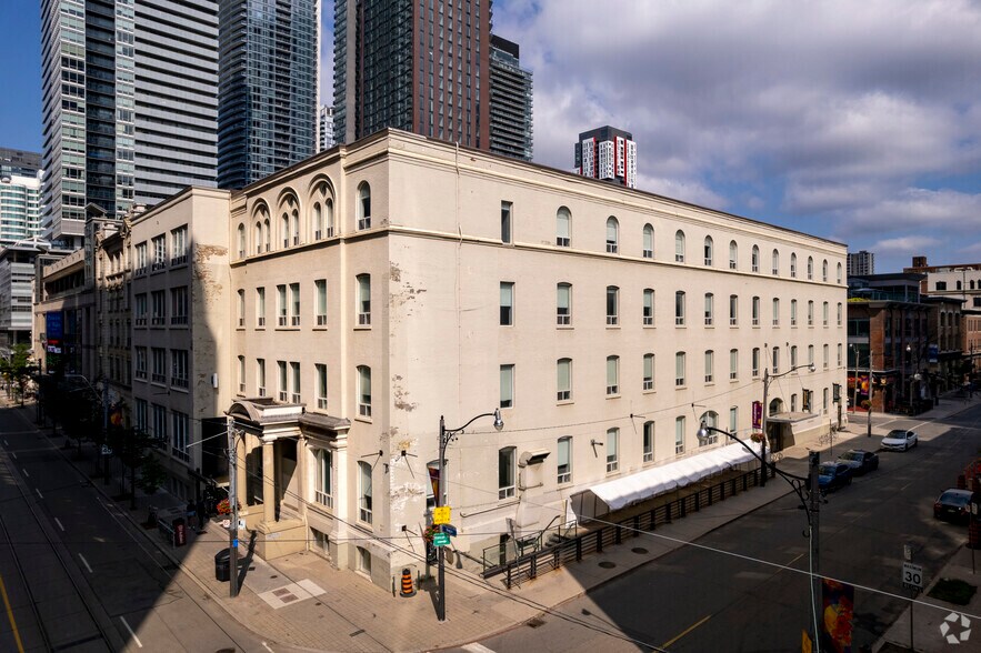 Primary Photo Of 276 King St W, Toronto Office Residential For Lease
