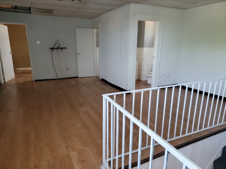 More Photos Of 199-201 N 12th St, Newark Warehouse For Sale