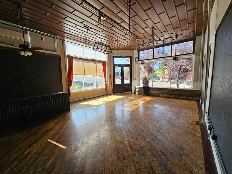 More Photos Of 330 S Union Ave, Pueblo Storefront Retail Office For Lease