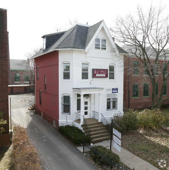 More Photos Of 915 Asylum Ave, Hartford Office For Sale