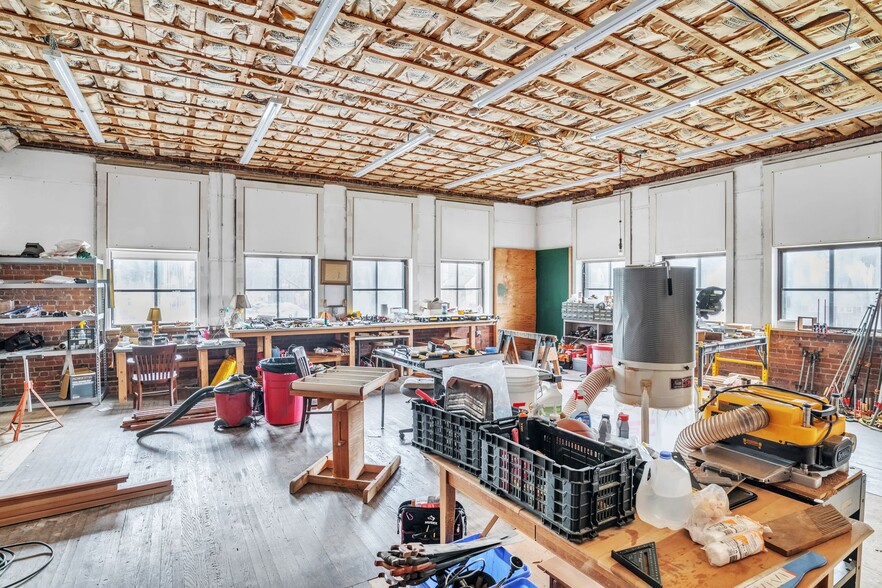 More Photos Of 34 N Main St, Orange Schools For Sale