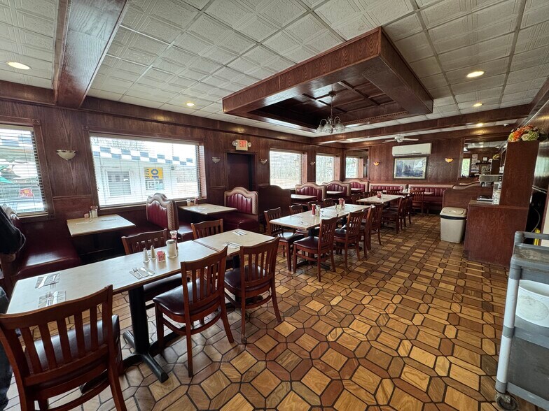 More Photos Of 910 Route 390, Cresco General Retail For Sale