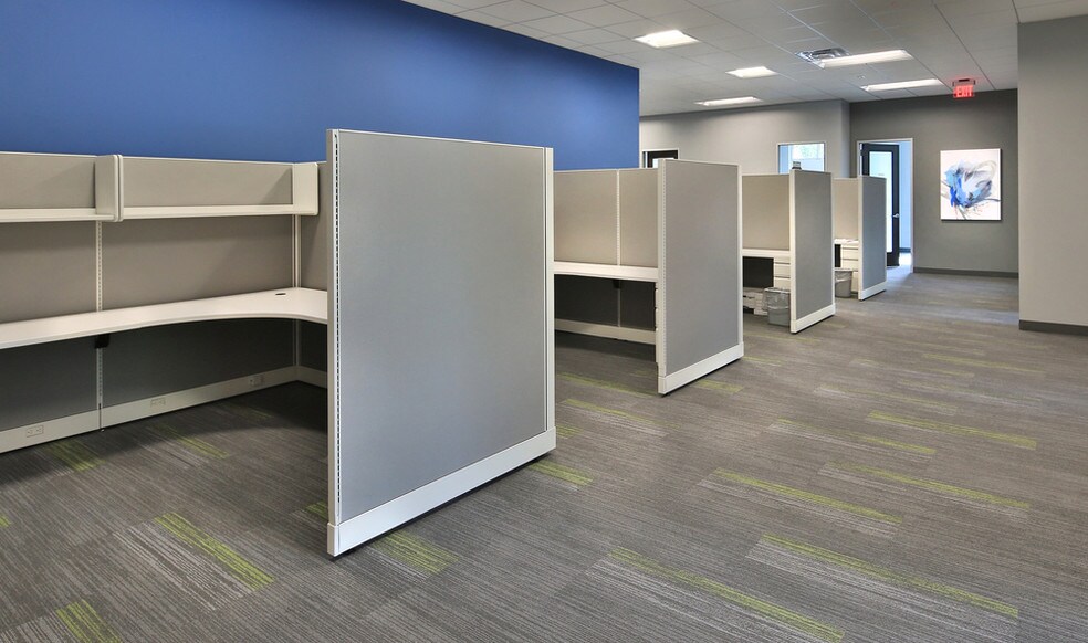 More Photos Of 106 Pinedale Springs Way, Cary Office For Lease