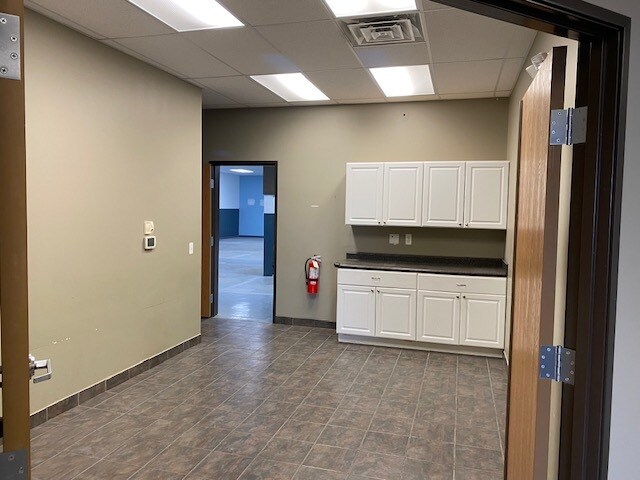 More Photos Of 44570-44682 Morley Dr, Clinton Township Office For Lease