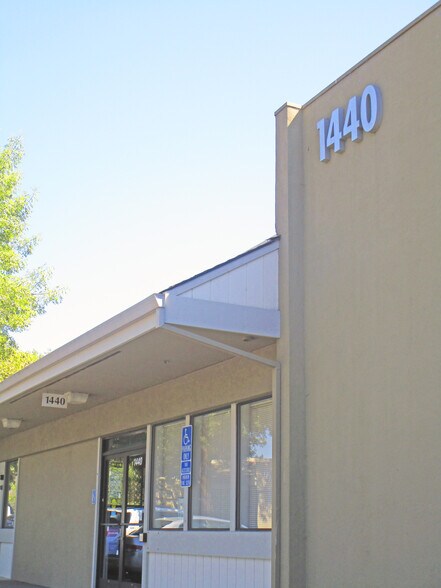Primary Photo Of 1440 Guerneville Rd, Santa Rosa Office For Lease