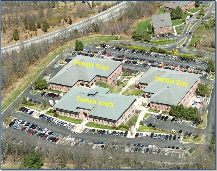 More Photos Of 300 Centerville Rd, Warwick Medical For Lease