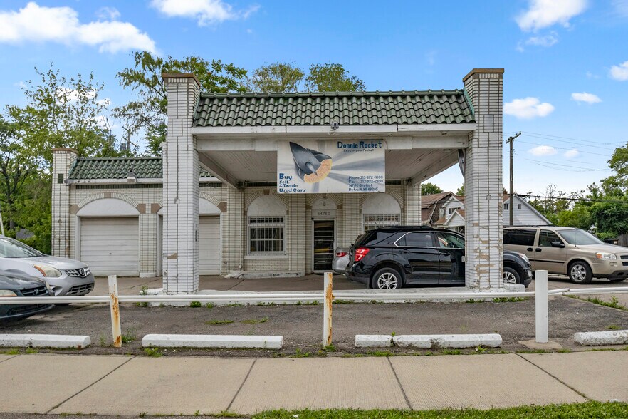 More Photos Of 14760 Gratiot Ave, Detroit Specialty For Sale