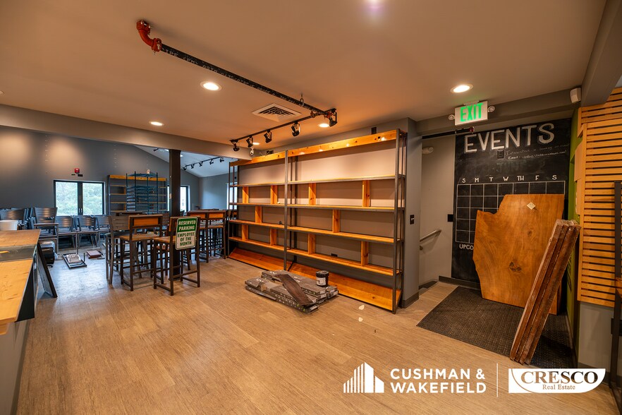 More Photos Of 2258 Professor Ave, Cleveland Bar For Sale