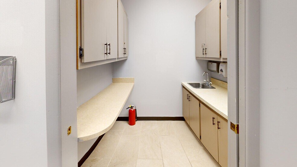 More Photos Of 255 Route 3, Secaucus Medical For Sale