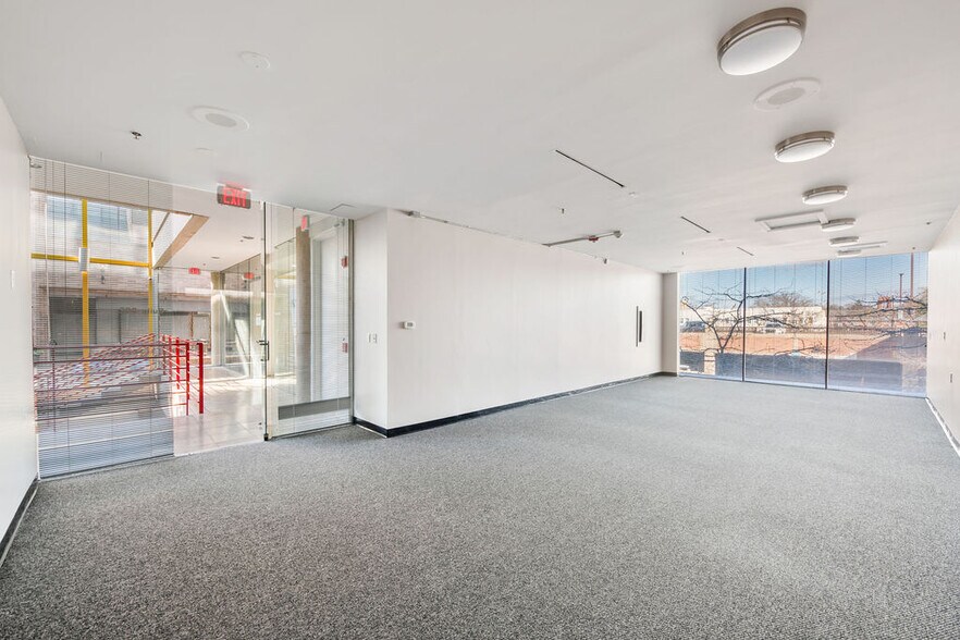 More Photos Of 1770 First St, Highland Park Medical For Lease