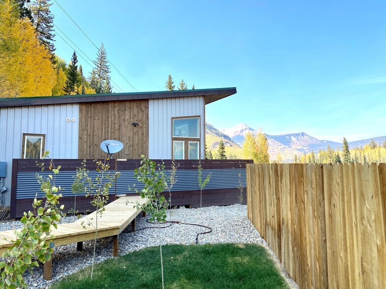 More Photos Of 48721 Highway 550, Durango Specialty For Sale