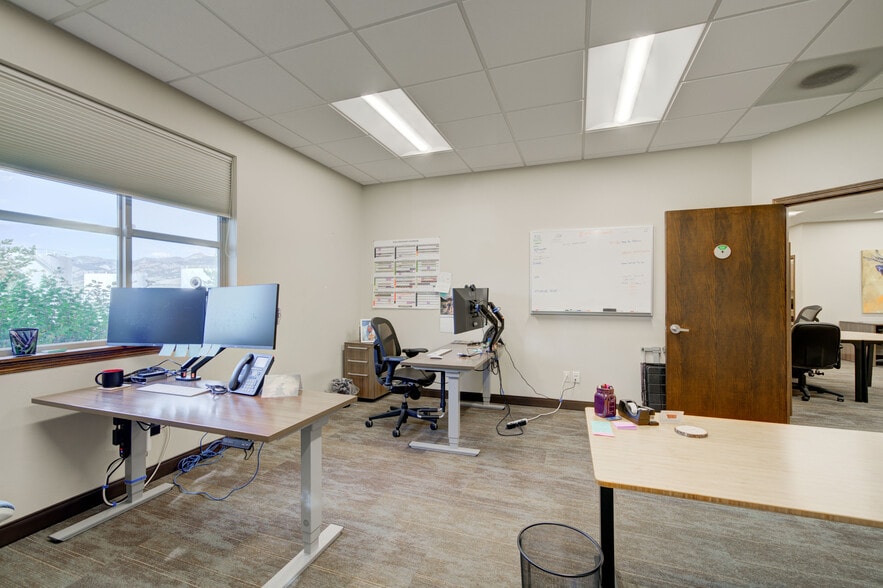 More Photos Of 351 Evergreen Dr, Bozeman Office For Sale