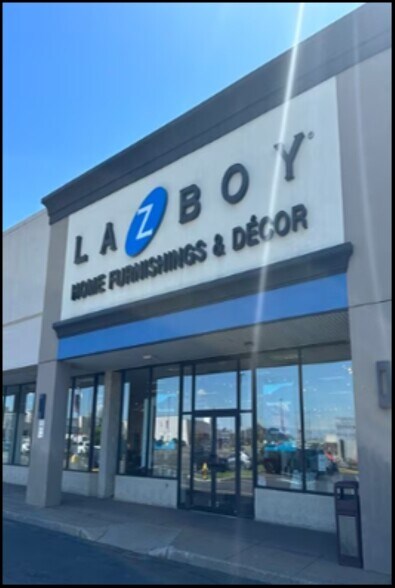More Photos Of 300 Hylan Dr, Rochester Unknown For Lease